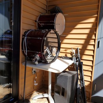 Cornbread - They have a band at night - Soul Food Near Me - Maplewood, New Jersey