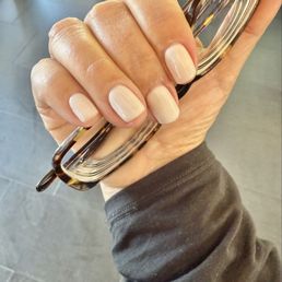 Perfect gel mani! Thanks Merlin! Perfect gel mani! Thanks Merlin!