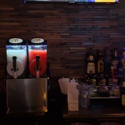 The King's Seat Bar & Grill - Cocktail Machine