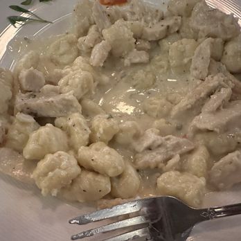 Limoncello Belltown - GNOCCHI CON POLLO, pure liquid yuck - Italian Near Me - Seattle, Washington Limoncello Belltown - GNOCCHI CON POLLO, pure liquid yuck - Italian Near Me - Seattle, Washington