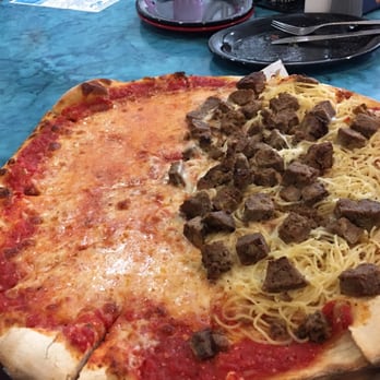 Grand Apizza Shoreline - 1/2 Spaghetti  and meatballs 1/2 cheese pizza - Pizza Near Me - Clinton, Connecticut