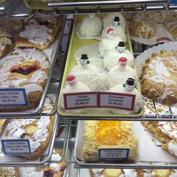 Eileen's Centerview Bakery - Bakeries Near Me - West Seneca, New York