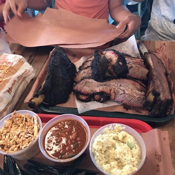la Barbecue - 4lb brisket + beef ribs with sides (chipotle coleslaw, beans, potato salad) - Barbeque Near Me - Austin, Texas