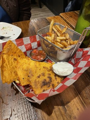 Tuck'd Away Bar and Grill by null