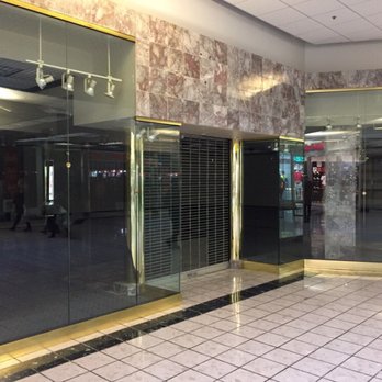 Hudson Valley Mall - The Saddest Mall Ever - Shopping Centers Near Me - Kingston, New York Hudson Valley Mall - The Saddest Mall Ever - Shopping Centers Near Me - Kingston, New York