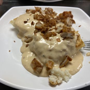 Biscuit Head - Biscuit and Biscuit & Gravy - Cafes Near Me - Asheville, North Carolina