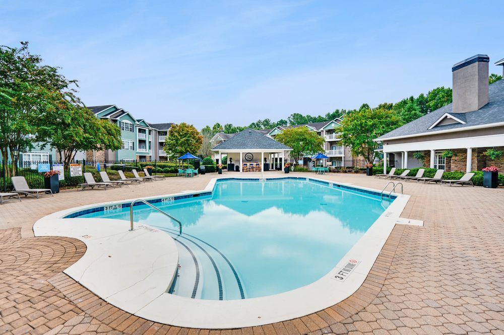 THE PRESTON APARTMENTS Updated September 2024 251 Photos & 36