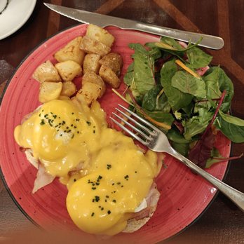 The Benedict - Eggs Benedict - Breakfast & Brunch Near Me - Barcelona, B