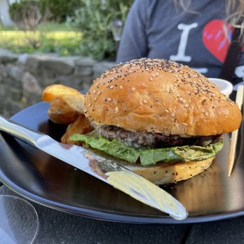 Sapalta - Old Man Cheddar burger - New American Near Me - Himrod, New York