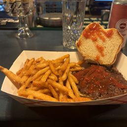 Burger plain with French fries