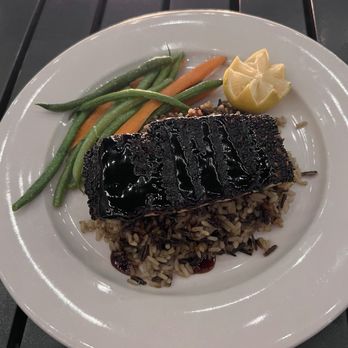 Bayside Bar - Salmon and vegetables - American Near Me - San Diego, California Bayside Bar - Salmon and vegetables - American Near Me - San Diego, California