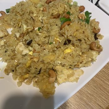 Charm Siam Restaurant - Pineapple fried rice with chicken - Noodles Near Me - Long Beach, California Charm Siam Restaurant - Pineapple fried rice with chicken - Noodles Near Me - Long Beach, California