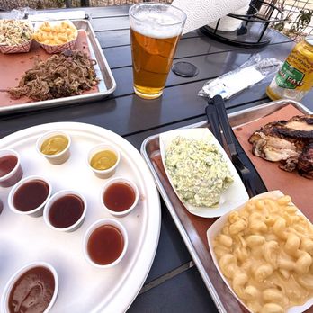 Bashful Bandit Barbecue - Pulled pork, smoked chicken, dill potato salad, crunchy slaw, and mac 'n cheese - Barbeque Near Me - Tucson, Arizona Bashful Bandit Barbecue - Pulled pork, smoked chicken, dill potato salad, crunchy slaw, and mac 'n cheese - Barbeque Near Me - Tucson, Arizona