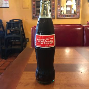 Picante - A $4.10 bottle of Coca Cola. Wtf picante. You chatge way to much. Never again - Mexican Near Me - Berkeley, California
