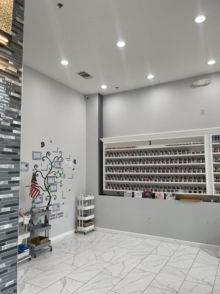 U’VE GOT NAILS 22 Photos & 18 Reviews 401 E Stone Ave, Greenville