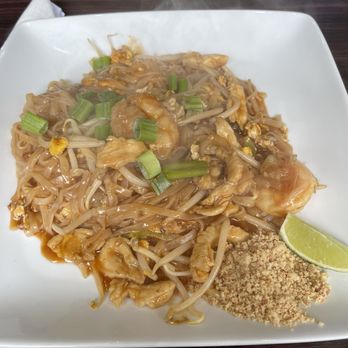 Nai restaurant - Sushi Bars Near Me - Buffalo, New York