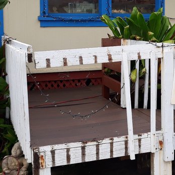 DaKine Handyman Kauai - Before repair - Handyman Near Me DaKine Handyman Kauai - Before repair - Handyman Near Me