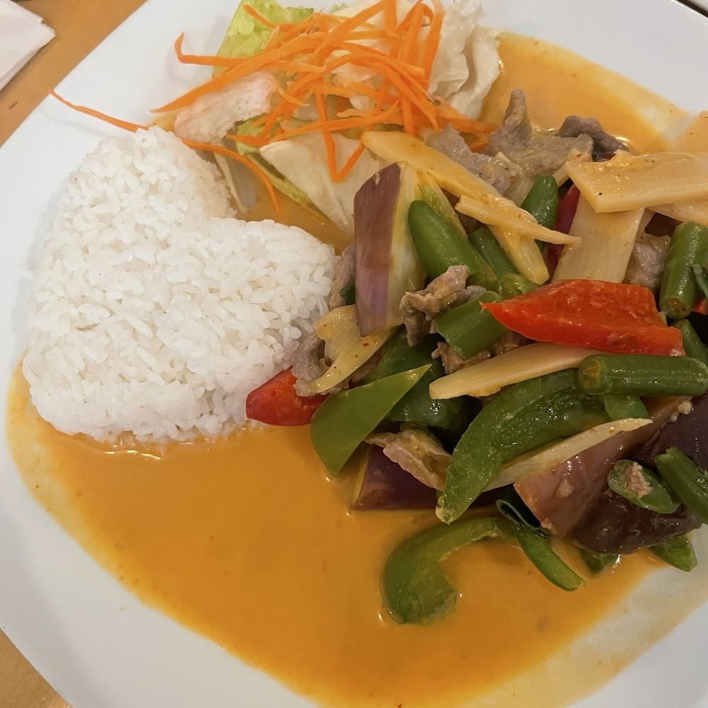 Thai Thai - Red Curry - Thai Near Me - Northampton, Massachusetts Thai Thai - Red Curry - Thai Near Me - Northampton, Massachusetts