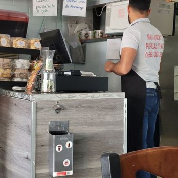 Mama Vickys Pupusas Y Mas - They stay very busy with To-Go Orders! - Tacos Near Me - Plano, Texas Mama Vickys Pupusas Y Mas - They stay very busy with To-Go Orders! - Tacos Near Me - Plano, Texas
