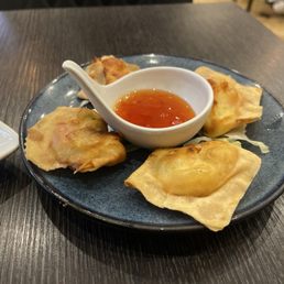 Crab Rangoon (4Pcs) Crab Rangoon (4Pcs)