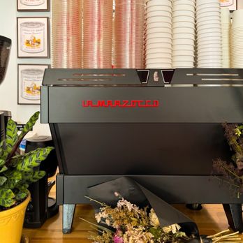 Le Gaz - Coffee counter - Coffee & Tea Near Me - New York, New York Le Gaz - Coffee counter - Coffee & Tea Near Me - New York, New York