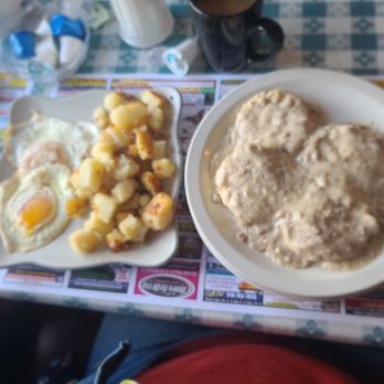 Let’s Twist Again - Biscuits with sausage gravy, eggs, and homefries - Diners Near Me - Amsterdam, New York Let’s Twist Again - Biscuits with sausage gravy, eggs, and homefries - Diners Near Me - Amsterdam, New York
