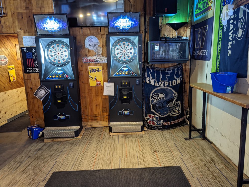 Papa's Tavern
