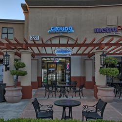 Cloud 9  - Front Entrance!