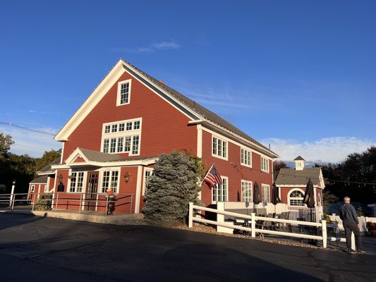 Bradford Tavern by null