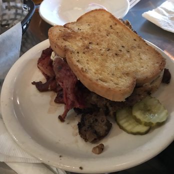 Mike's Place - I'm So Confused, But Oh I Like It! - American Near Me - Kent, Ohio