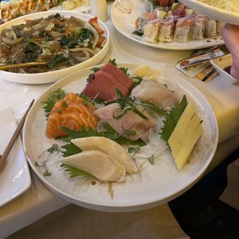 ILPOOM By Kim’s Sushi - Ilpoom sashimi set - Japanese Near Me - Livingston, New Jersey ILPOOM By Kim’s Sushi - Ilpoom sashimi set - Japanese Near Me - Livingston, New Jersey