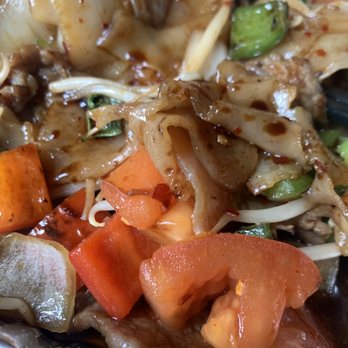 Papa Thai Chef - N3. Drunken Noodle, Thai street spicy - Thai Near Me - Bloomfield, New Jersey