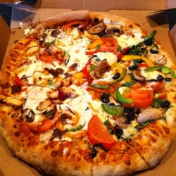 Domino's - Chicken & Garden supreme - halb & halb