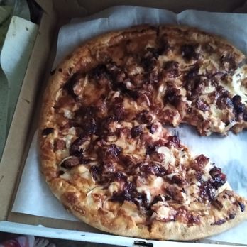 Village Pizza - deluxe BbQ chicken pizza - Pizza Near Me - Sanford, Maine Village Pizza - deluxe BbQ chicken pizza - Pizza Near Me - Sanford, Maine