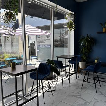 Compelling Coffee - Inside - Coffee Roasteries Near Me - North Hollywood, California