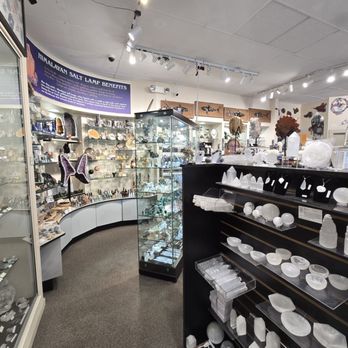 Crystal Underground - A Wednesday afternoon in late September - Jewelry Near Me - Rehoboth Beach, Delaware Crystal Underground - A Wednesday afternoon in late September - Jewelry Near Me - Rehoboth Beach, Delaware