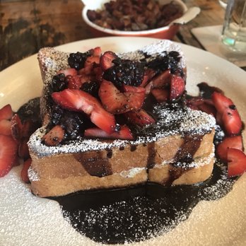 Foundry Kitchen and Tavern - Cannoli French Toast! - New American Near Me - Sandy Hook, Connecticut