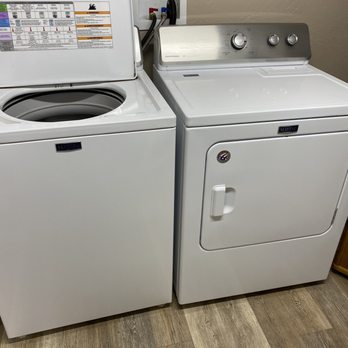 Ballard RV Park - Laundry area is very clean and cozy! - RV Parks Near Me - Thompson Springs, Utah Ballard RV Park - Laundry area is very clean and cozy! - RV Parks Near Me - Thompson Springs, Utah