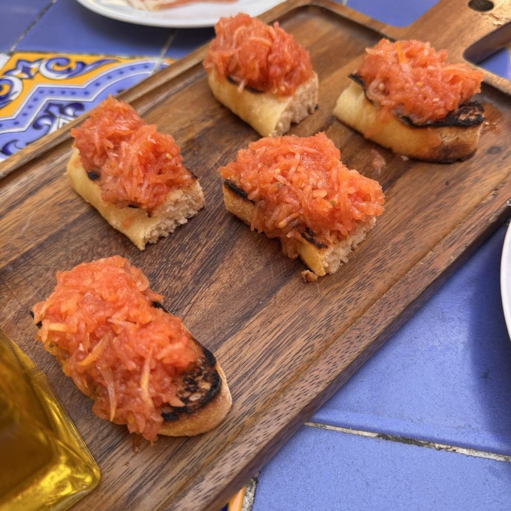 Casa Córdoba - Pan con Tomate - Spanish Near Me - Montrose, California Casa Córdoba - Pan con Tomate - Spanish Near Me - Montrose, California