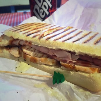 Nic's NYC Deli - Manwich! (and totes cute little Xmas tree cocktail stick!) - New American Near Me - Glasgow, GLG