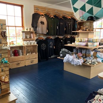 Salt - Women's Clothing Near Me - Tofino, British Columbia Salt - Women's Clothing Near Me - Tofino, British Columbia