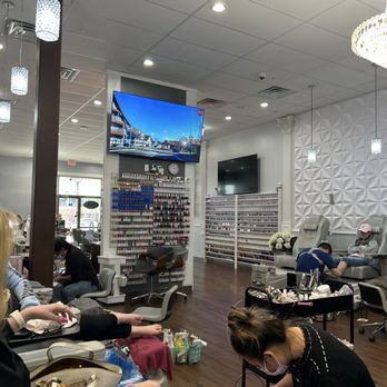 Uptown Nail Spa - It's so busy and still a very calming environment! - Waxing Near Me - Rogers, Arkansas