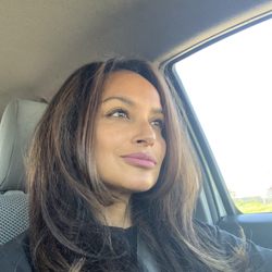 Styly Cut Beauty Salon - Fabulous
