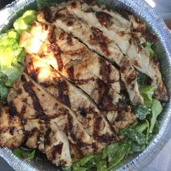 Il Trio Restaurant - Amazing chicken Caesar salad - Pizza Near Me - Nesconset, New York