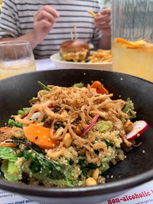 Simmzy's Restaurant Manhattan Beach by null