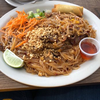 Planet Thai - Beef pad Thai lunch portion! - Thai Near Me - Lexington, Kentucky Planet Thai - Beef pad Thai lunch portion! - Thai Near Me - Lexington, Kentucky