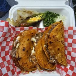 Quesabirrias delicious