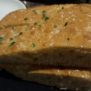 Skates On The Bay - Complimentary garlic bread - Seafood Near Me - Berkeley, California