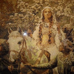 Painter's Art Beads - Queen qweenivere 254,000 beads all hand beaded sold for $75,000