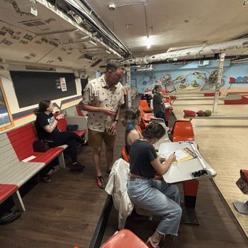 Casper's and Runyon's Nook - Bowling lanes - Dive Bars Near Me - Saint Paul, Minnesota